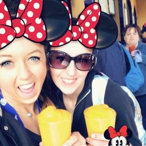 Meet your Posher, Annie